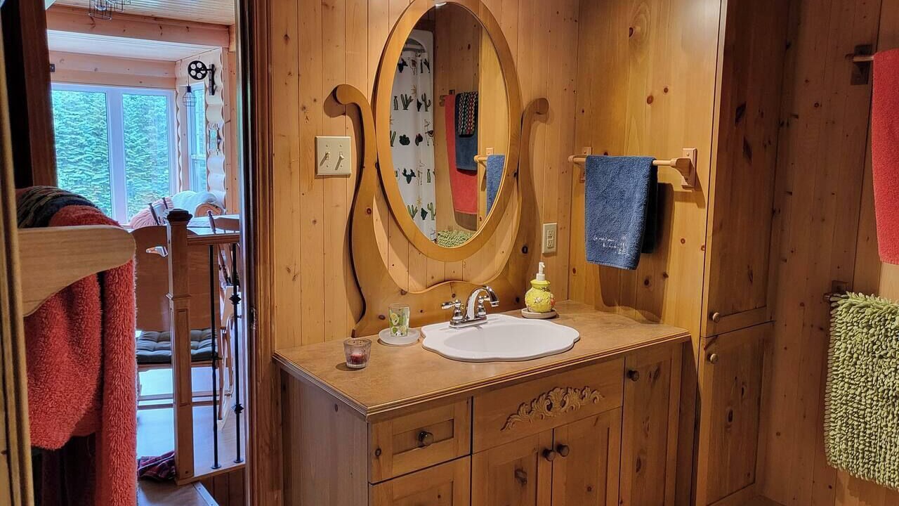 Photo of Bathroom in Chateau-Richer
