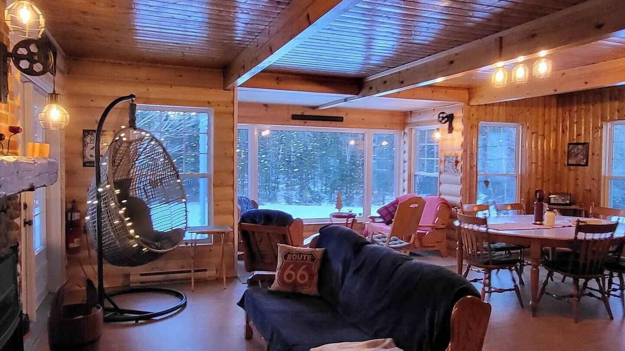 Photo of Livingroom in Chateau-Richer