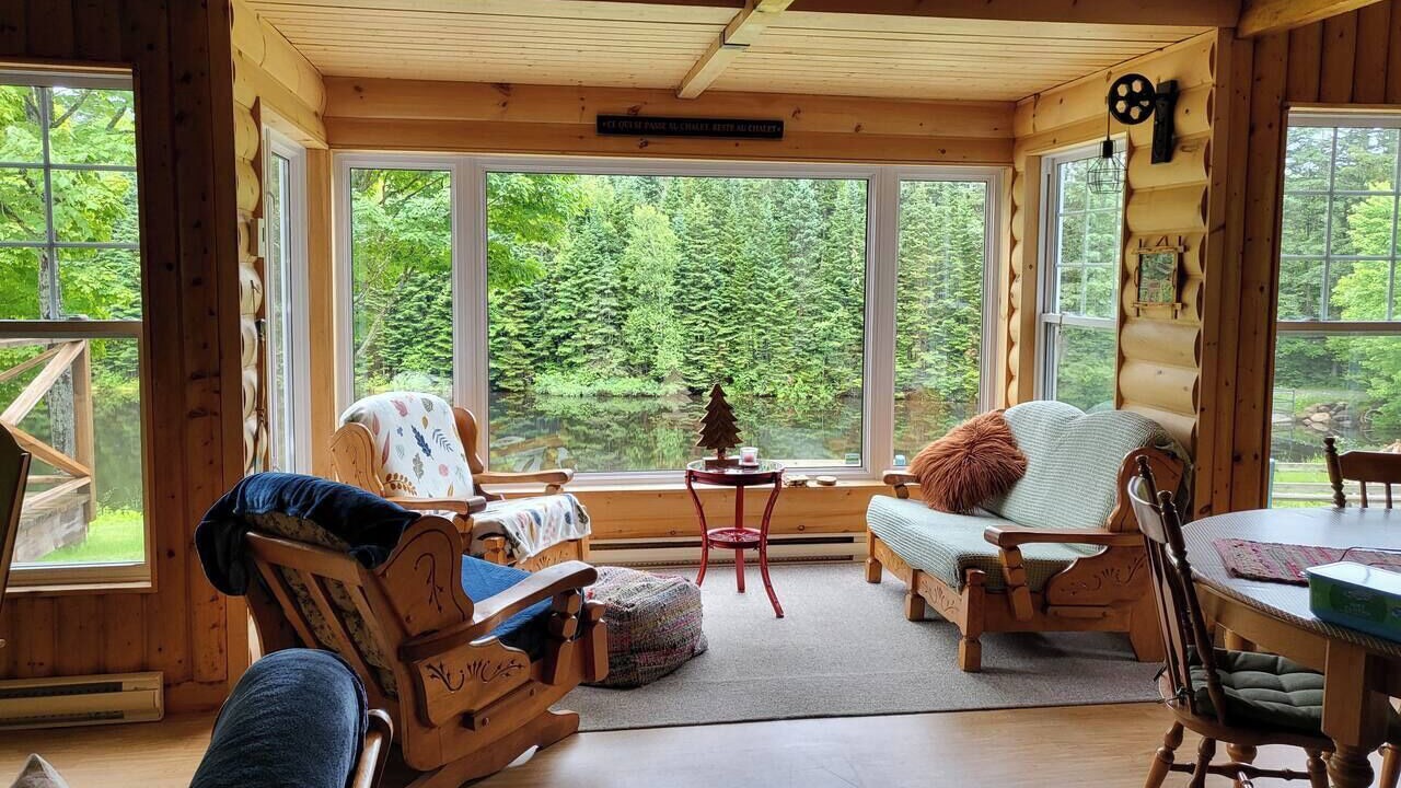 Photo of Livingroom in Chateau-Richer