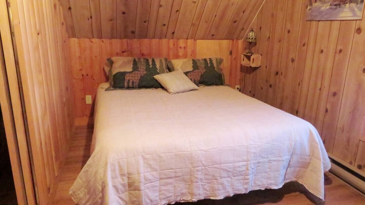 Photo of Bedroom in Chateau-Richer
