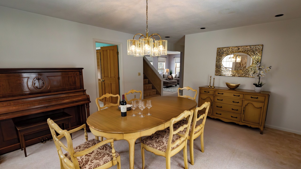 Photo of Others in Lee