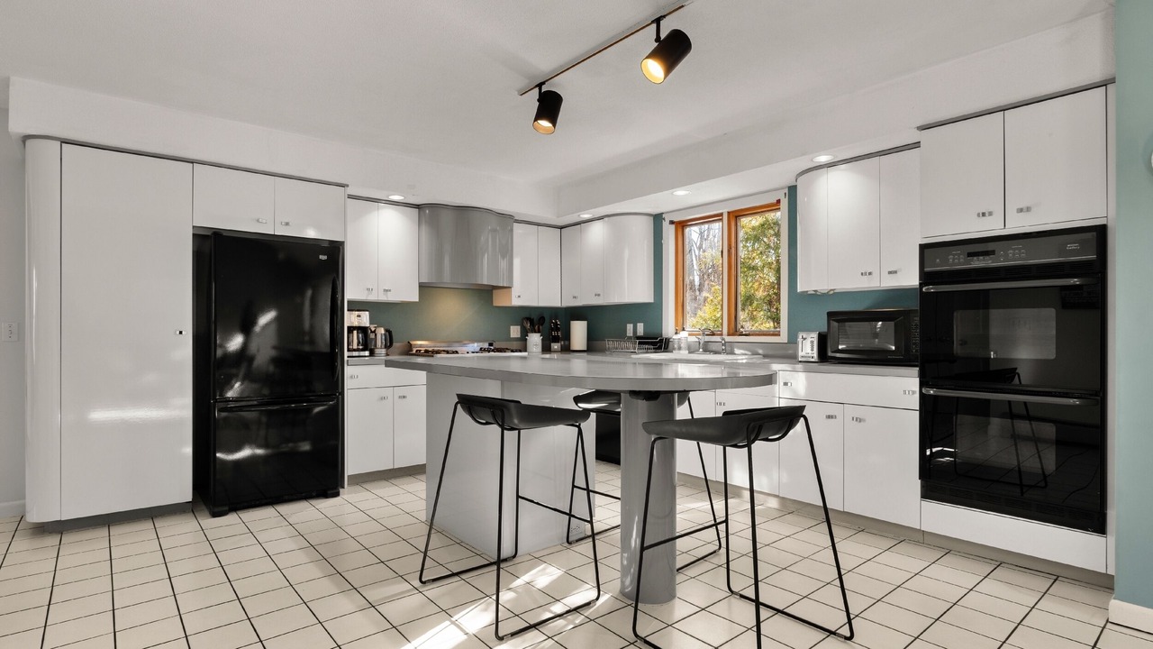 Photo of Kitchen in Lee