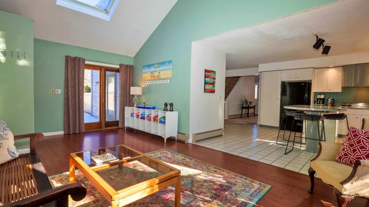 Photo of Livingroom in Lee