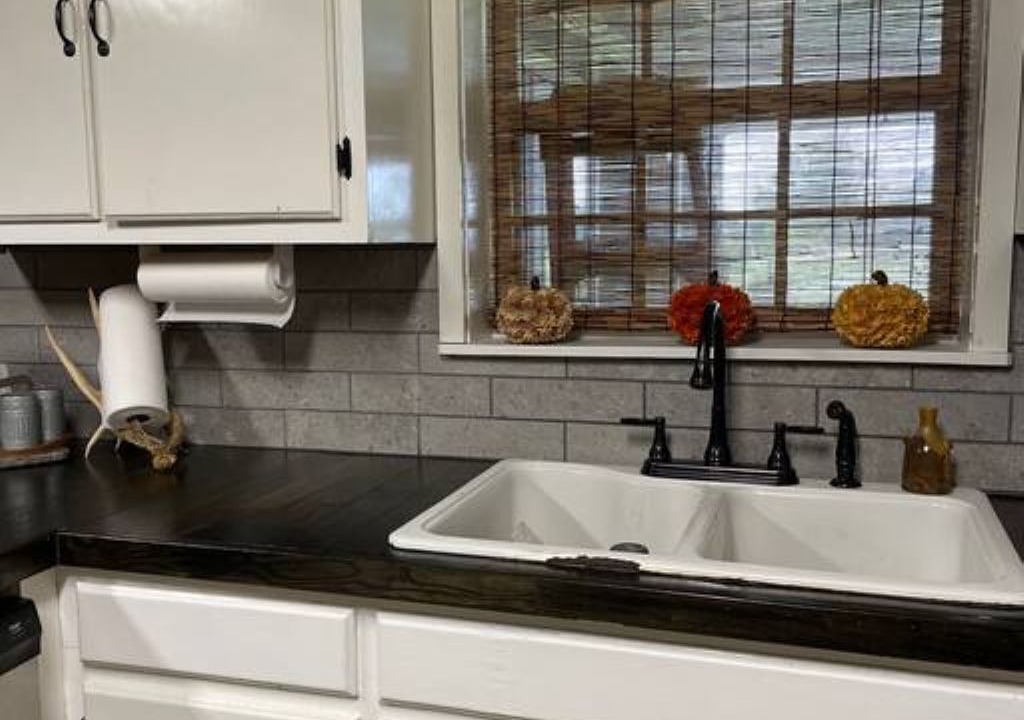 Photo of Bathroom in Desha