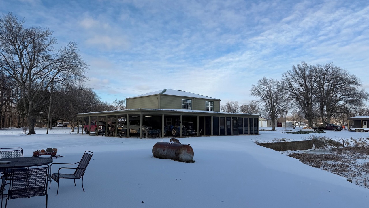 Photo of Outdoor in Desha