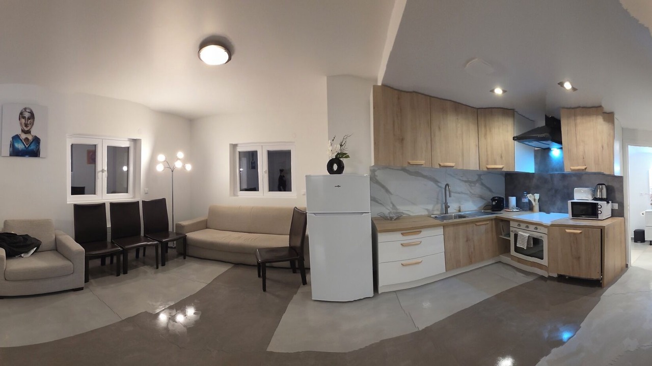 Photo of Livingroom in Oinville-sur-Montcient