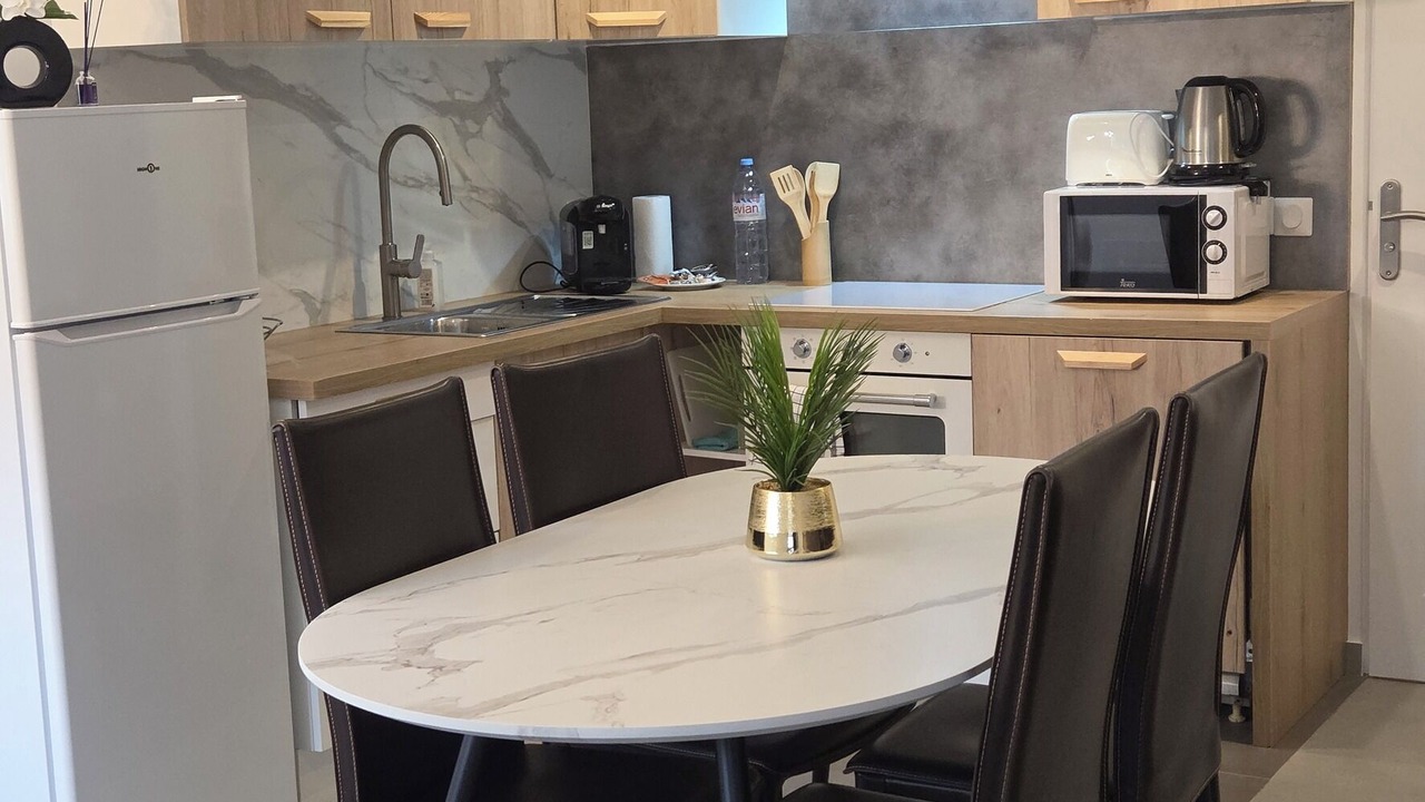 Photo of Kitchen in Oinville-sur-Montcient