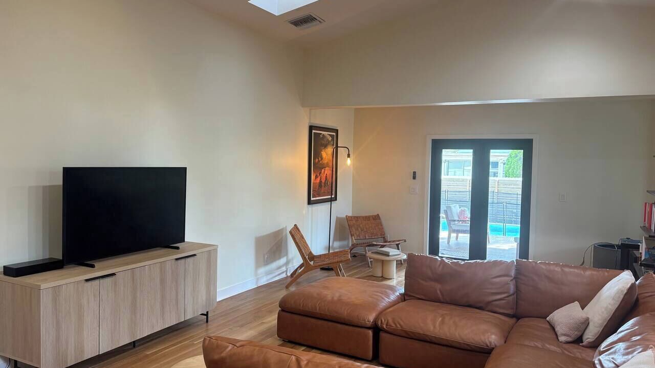 Photo of Livingroom in Miami Springs