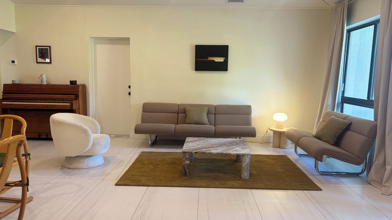 Photo of Livingroom in Miami Springs