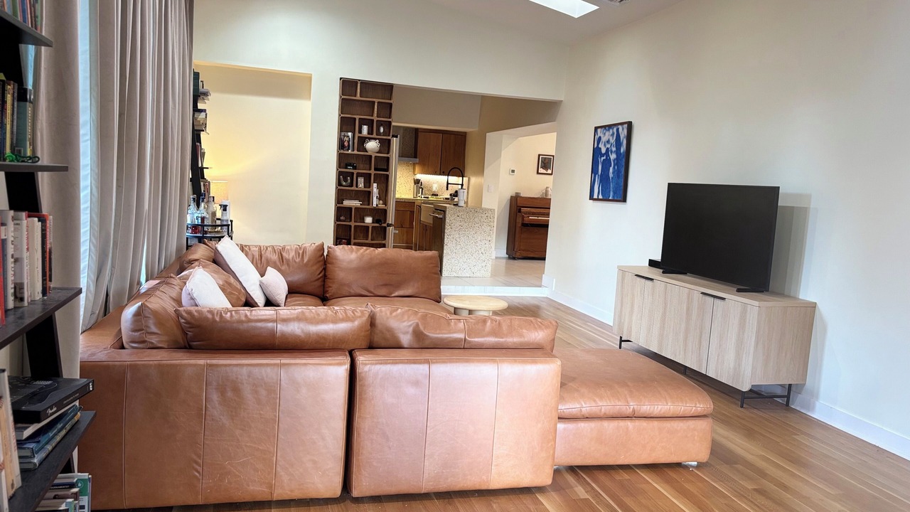 Photo of Livingroom in Miami Springs