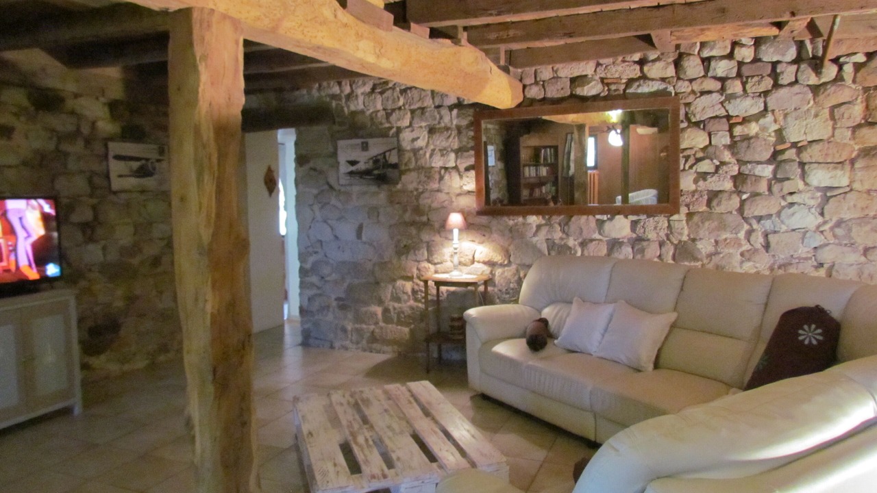 Photo of Livingroom in Castelnau-de-Montmiral