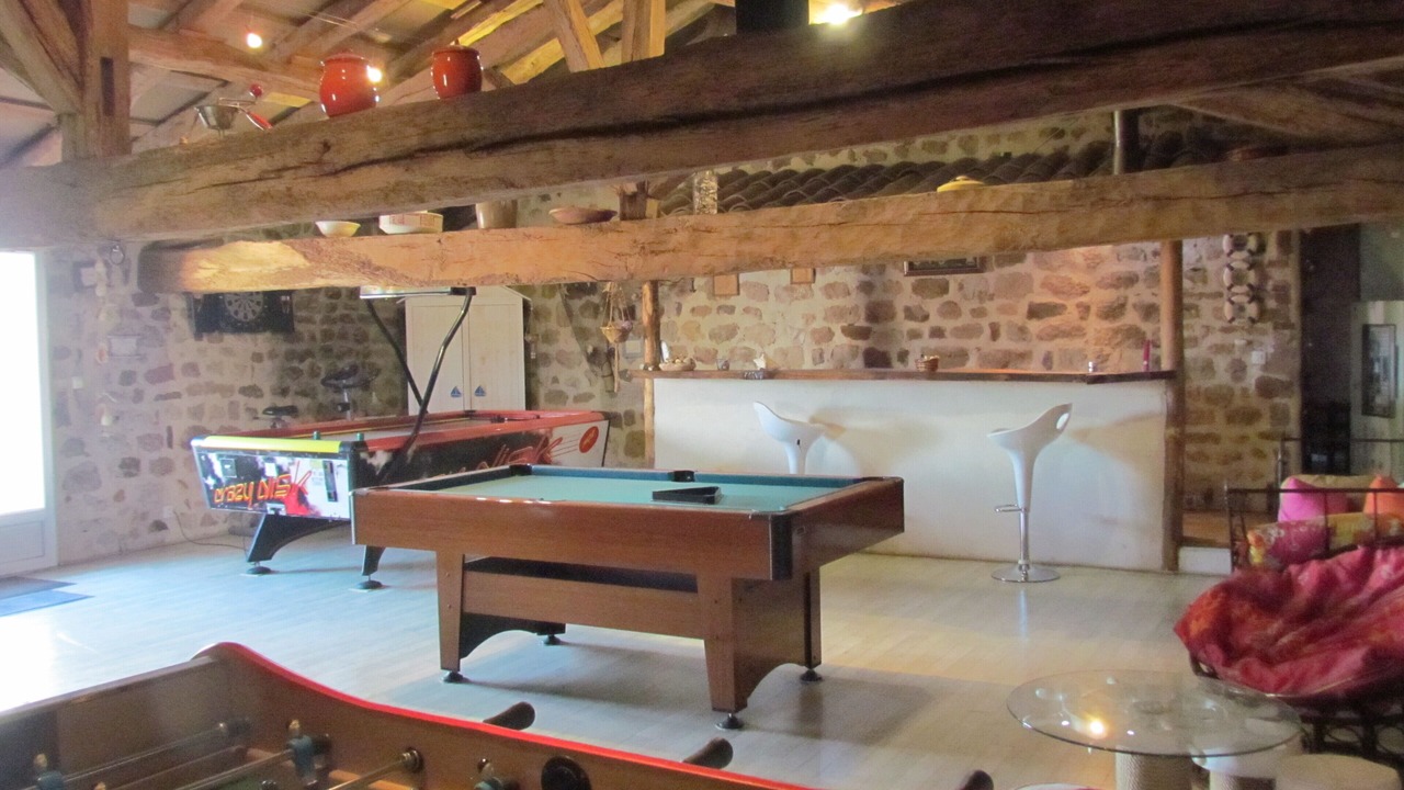 Photo of Bedroom in Castelnau-de-Montmiral