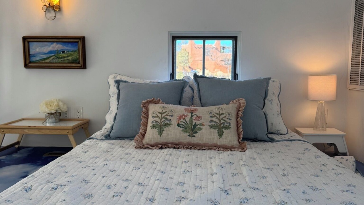 Photo of Bedroom in Historic Eastside