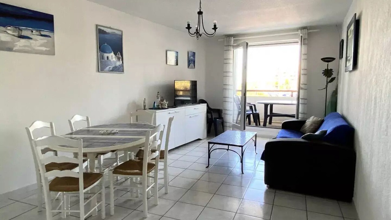 Photo of Livingroom in Le Port
