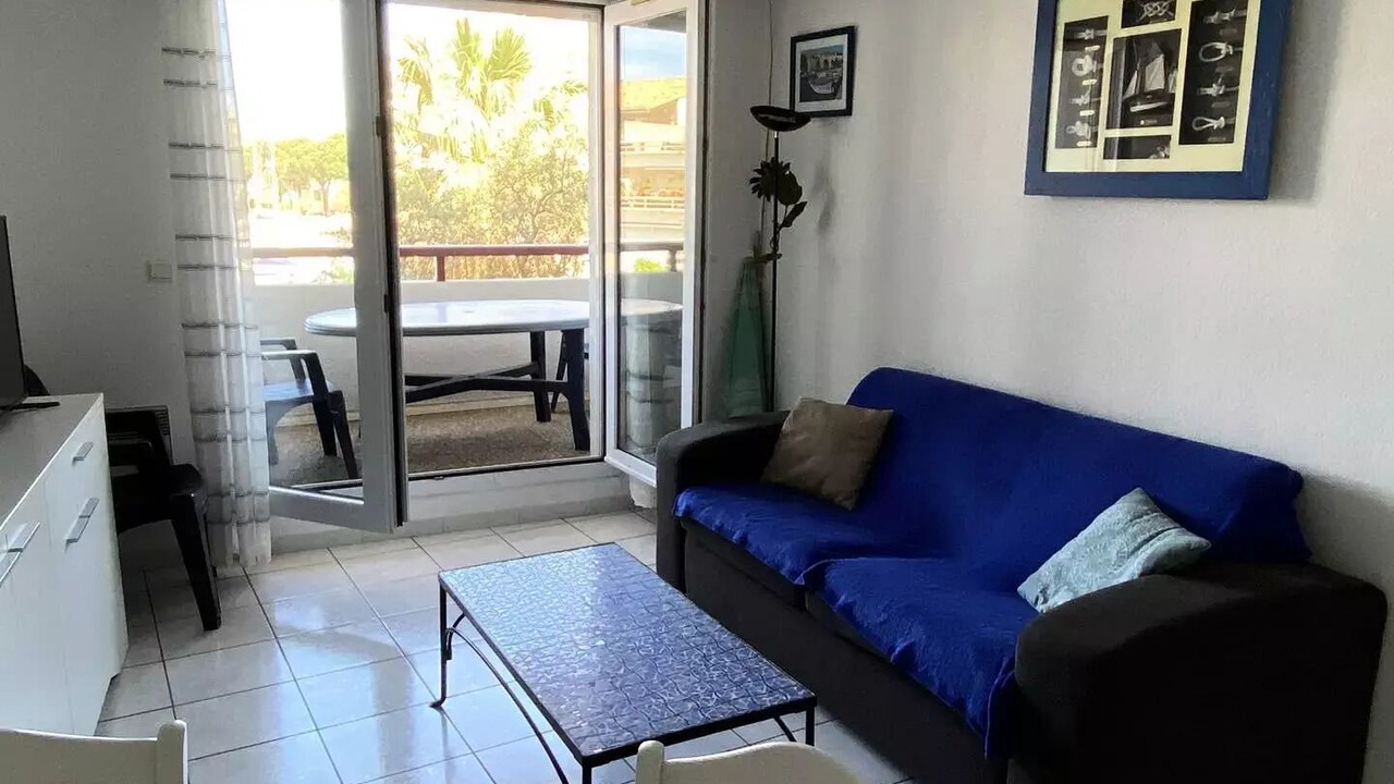 Photo of Livingroom in Le Port
