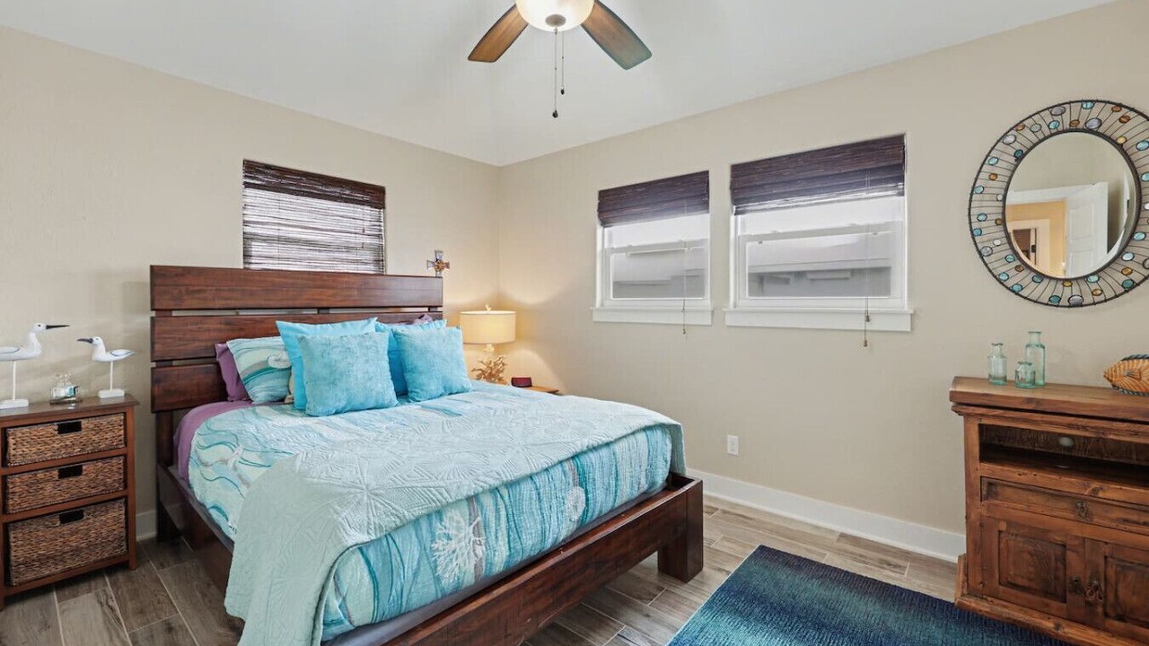 Photo of Bedroom in Rockport