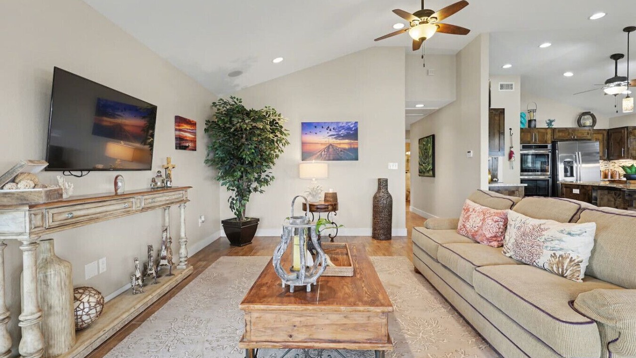 Photo of Livingroom in Rockport
