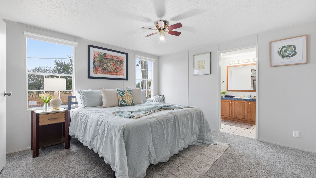 Photo of Bedroom in Lissie