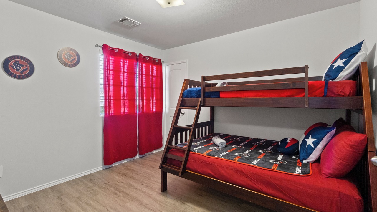 Photo of Bedroom in Spring