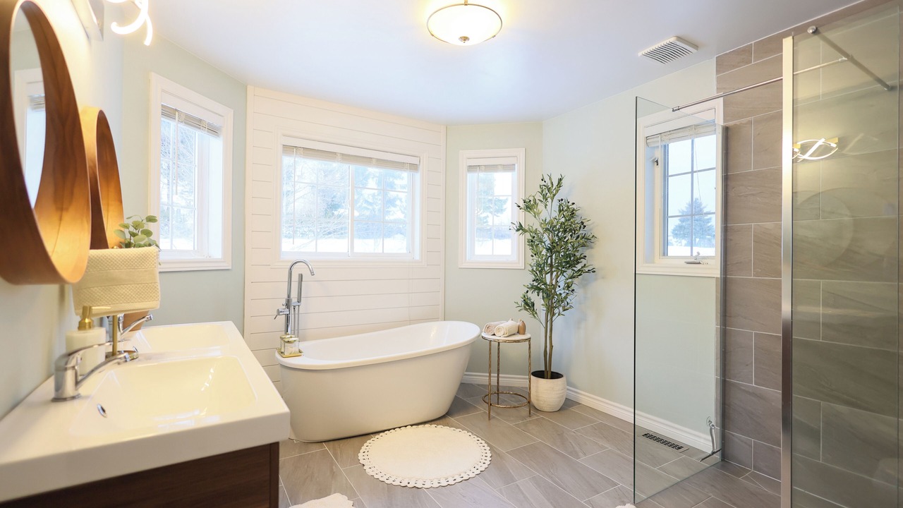 Photo of Bathroom in Hillsdale