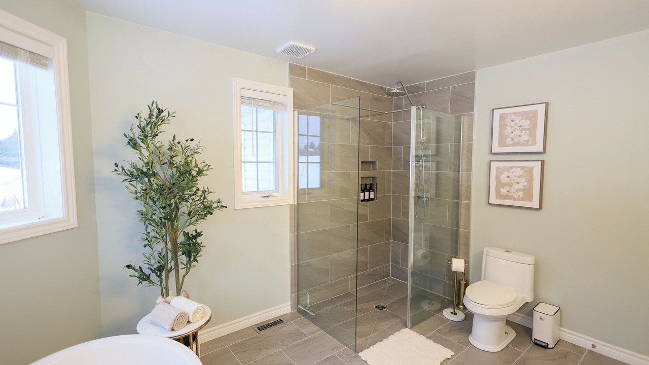 Photo of Bathroom in Hillsdale