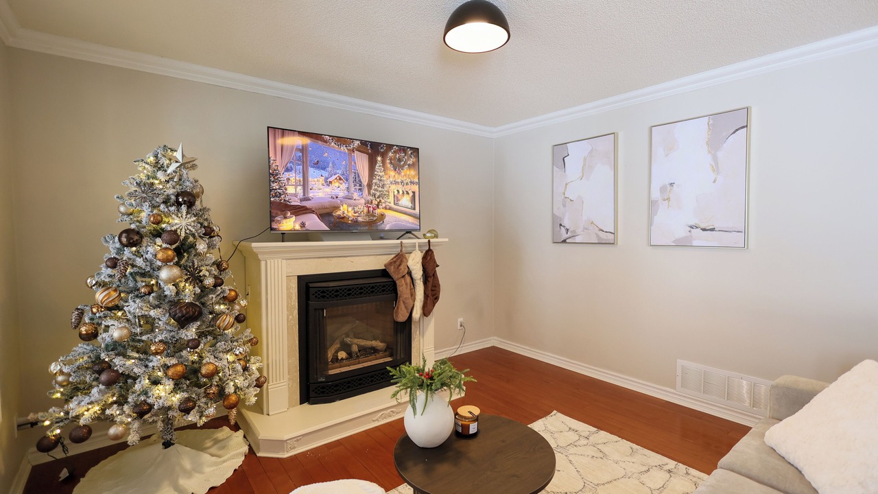 Photo of Livingroom in Hillsdale