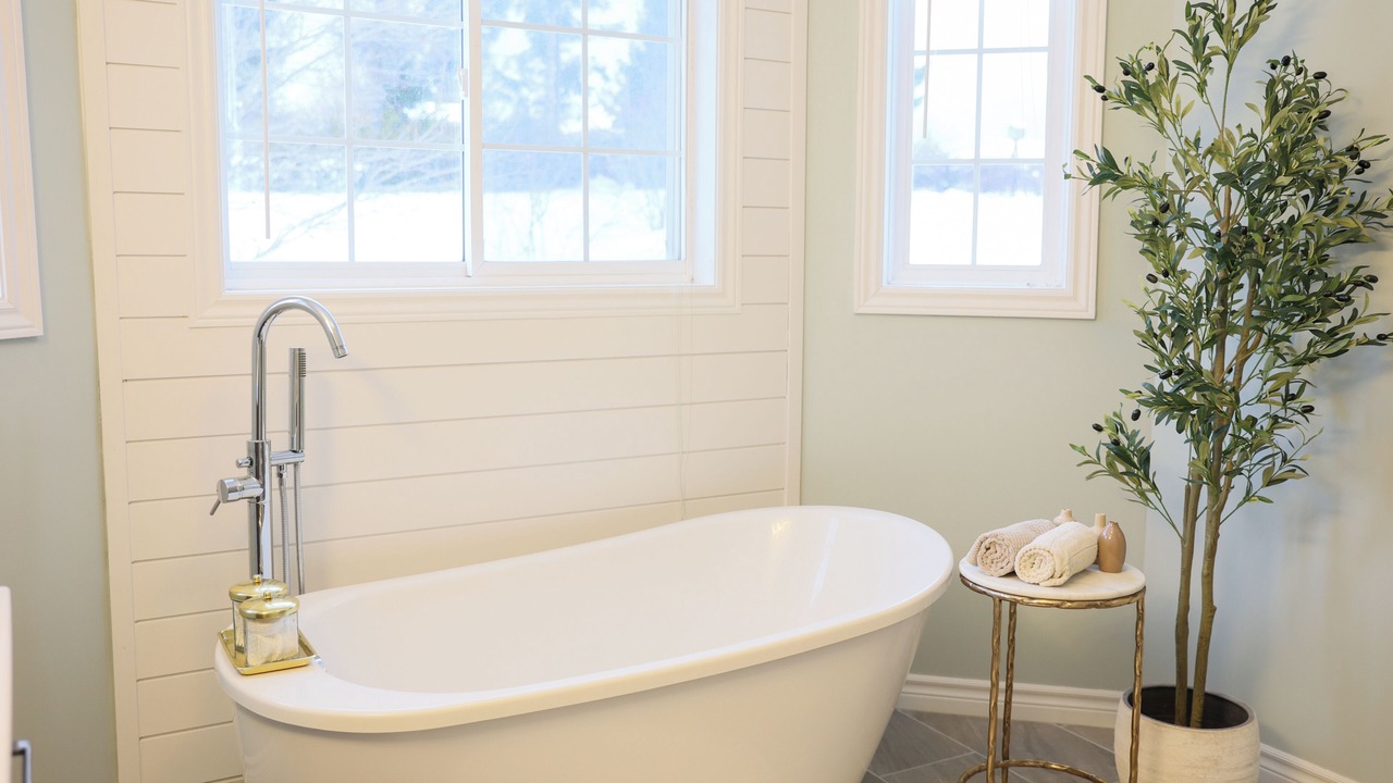 Photo of Bathroom in Hillsdale