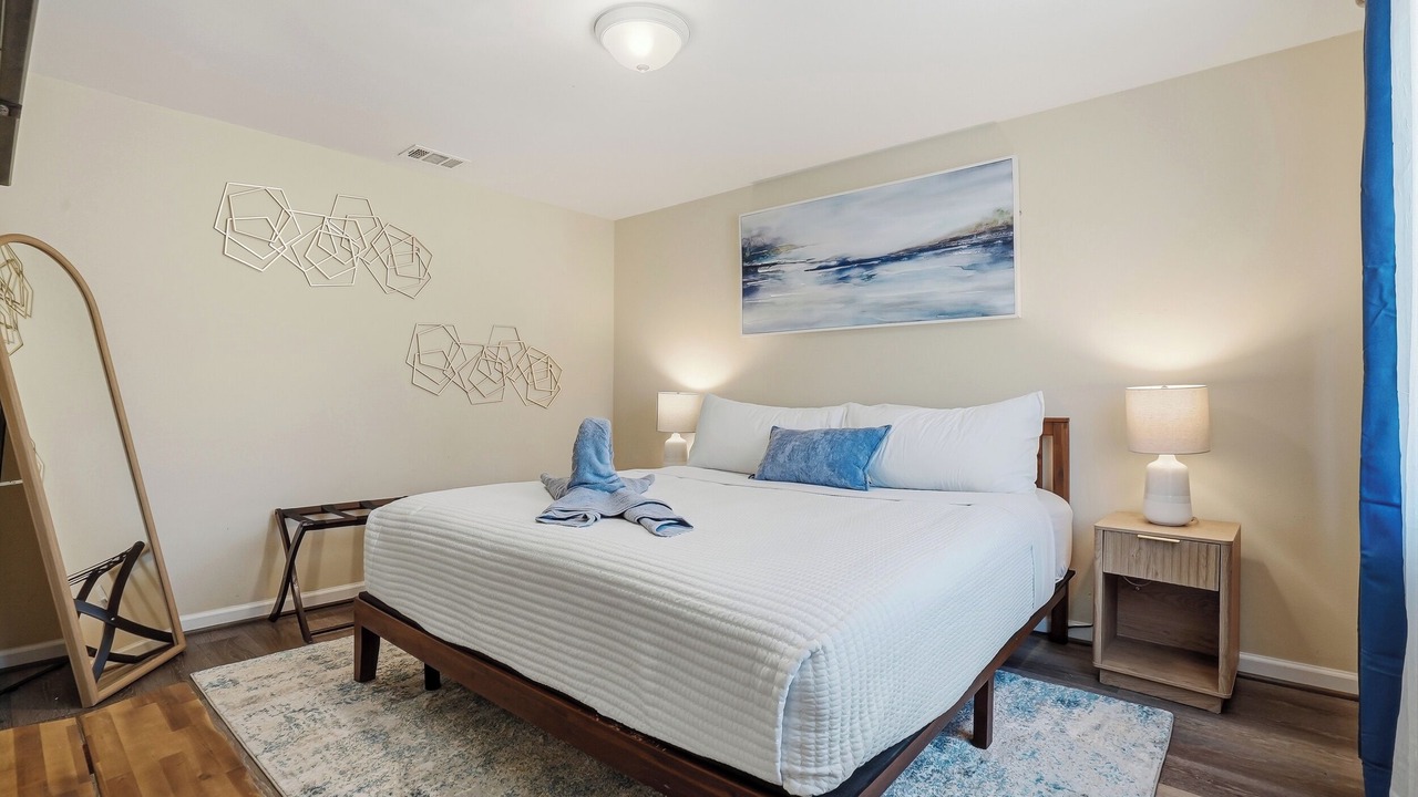 Photo of Bedroom in Ballast Point