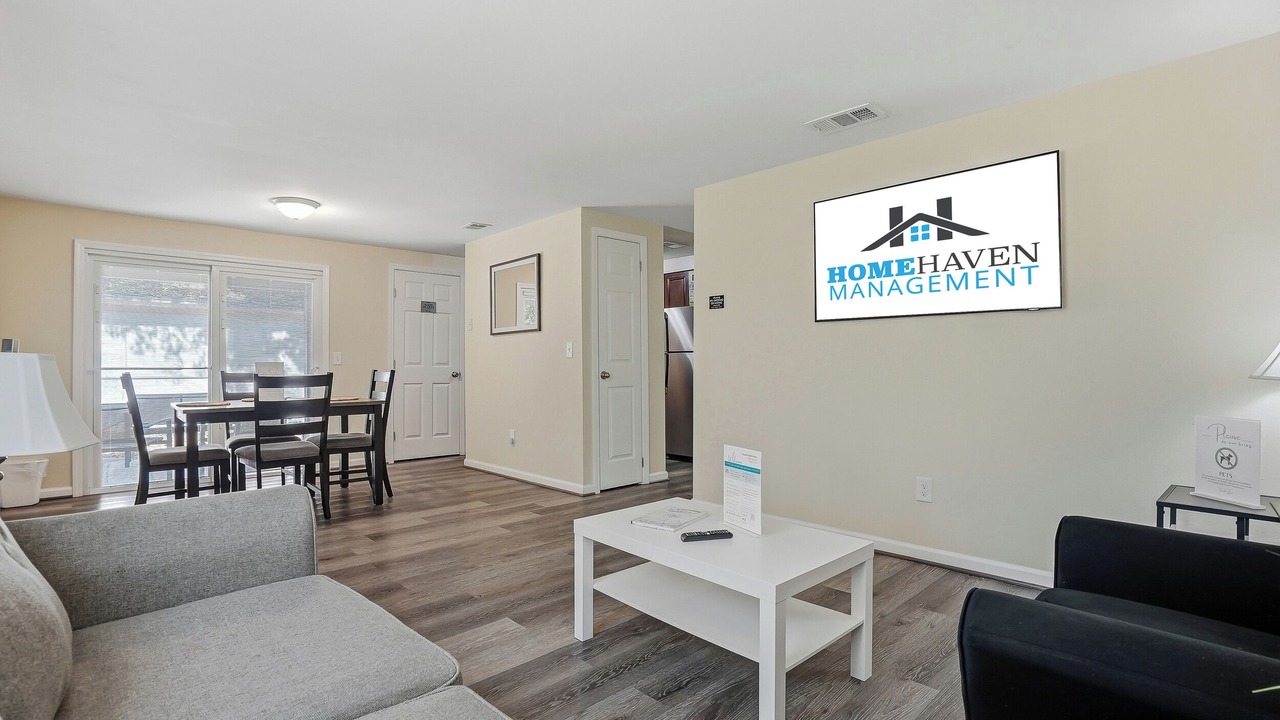 Photo of Livingroom in Ballast Point
