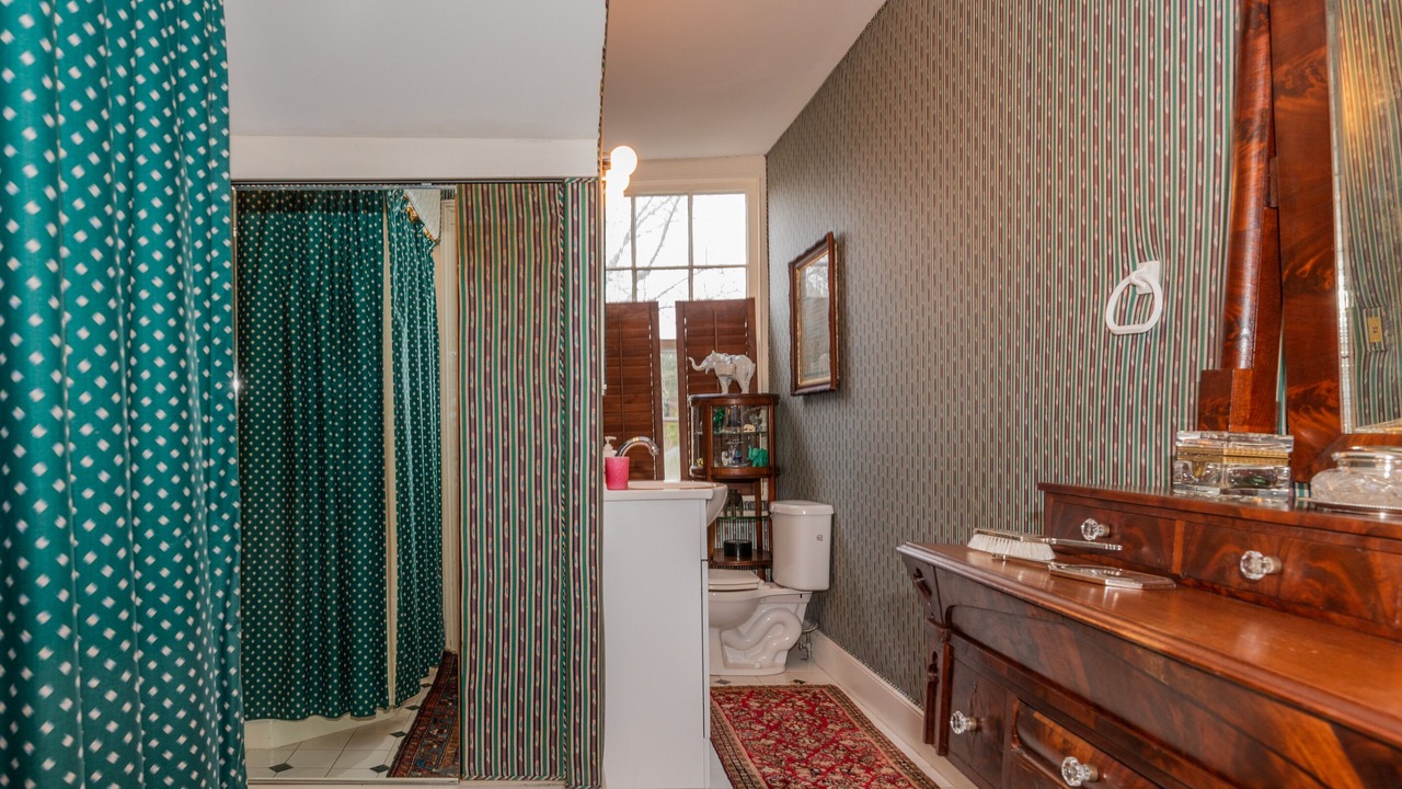 Photo of Bathroom in Natchez