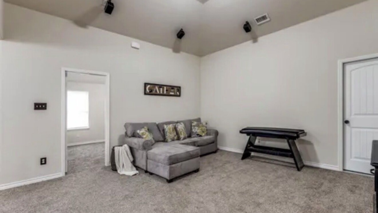 Photo of Livingroom in Little Elm