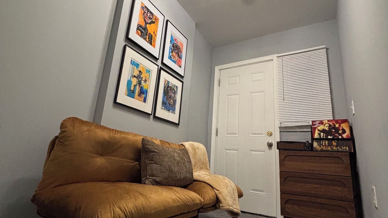 Photo of Livingroom in Fairlawn