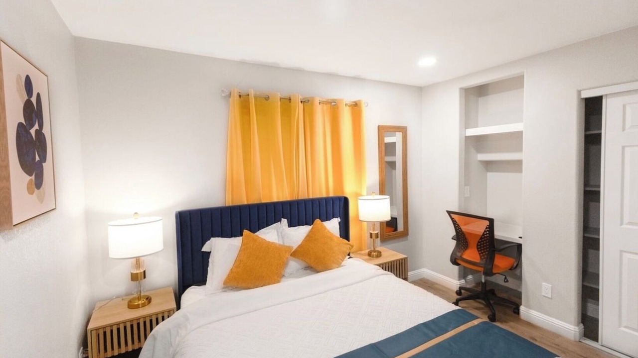 Photo of Bedroom in Central Escondido