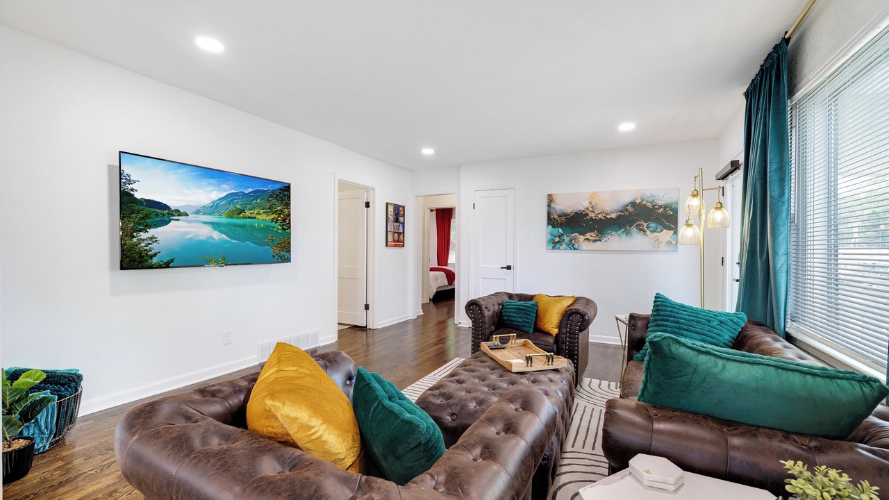 Photo of Livingroom in Lee's Summit