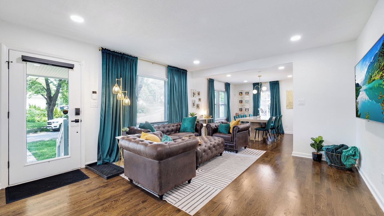 Photo of Livingroom in Lee's Summit