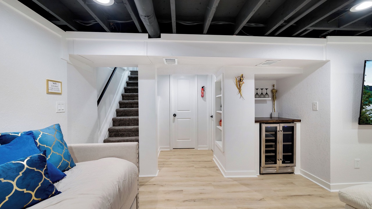 Photo of Livingroom in Lee's Summit