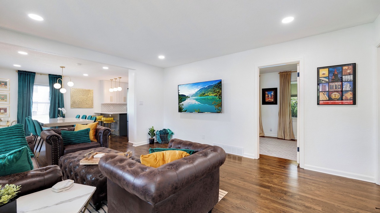 Photo of Livingroom in Lee's Summit