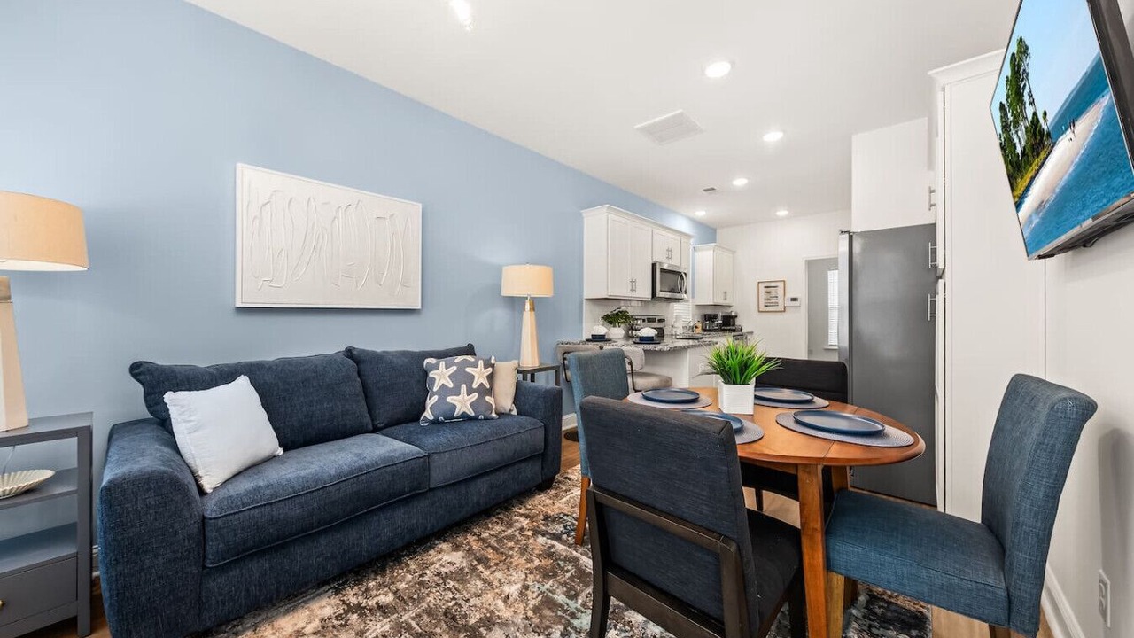 Photo of Livingroom in Goose Creek
