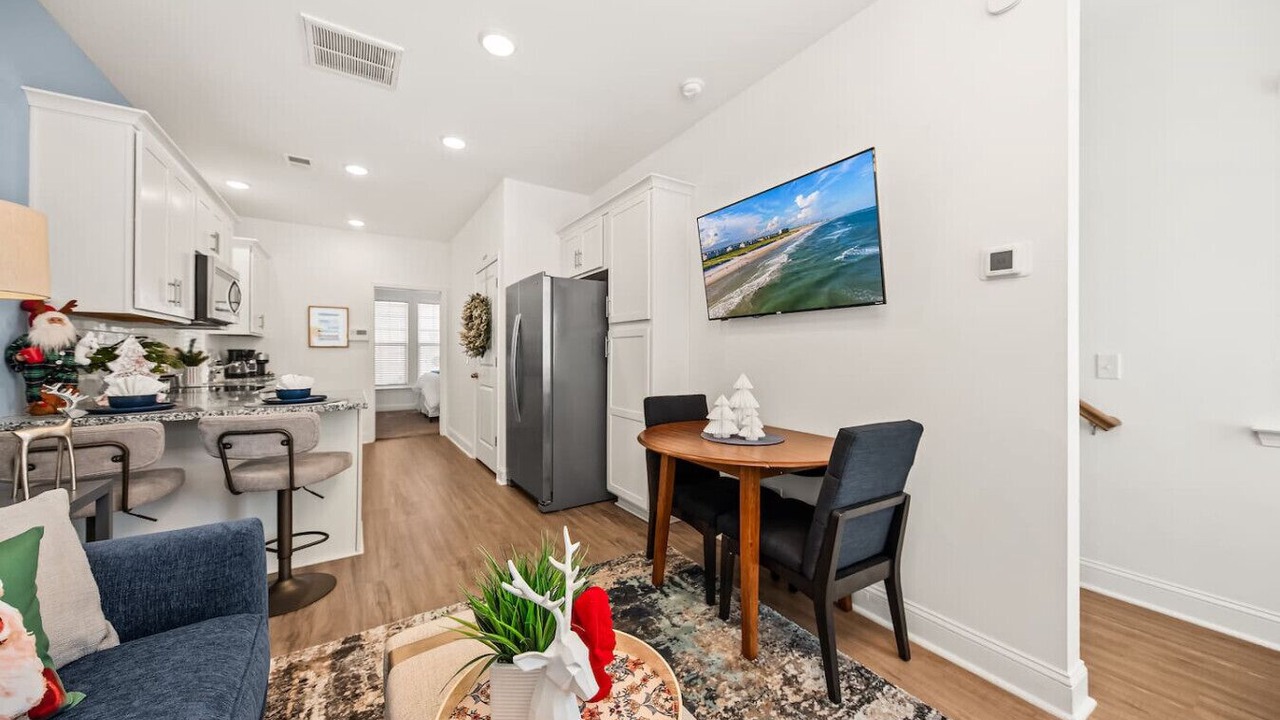 Photo of Livingroom in Goose Creek