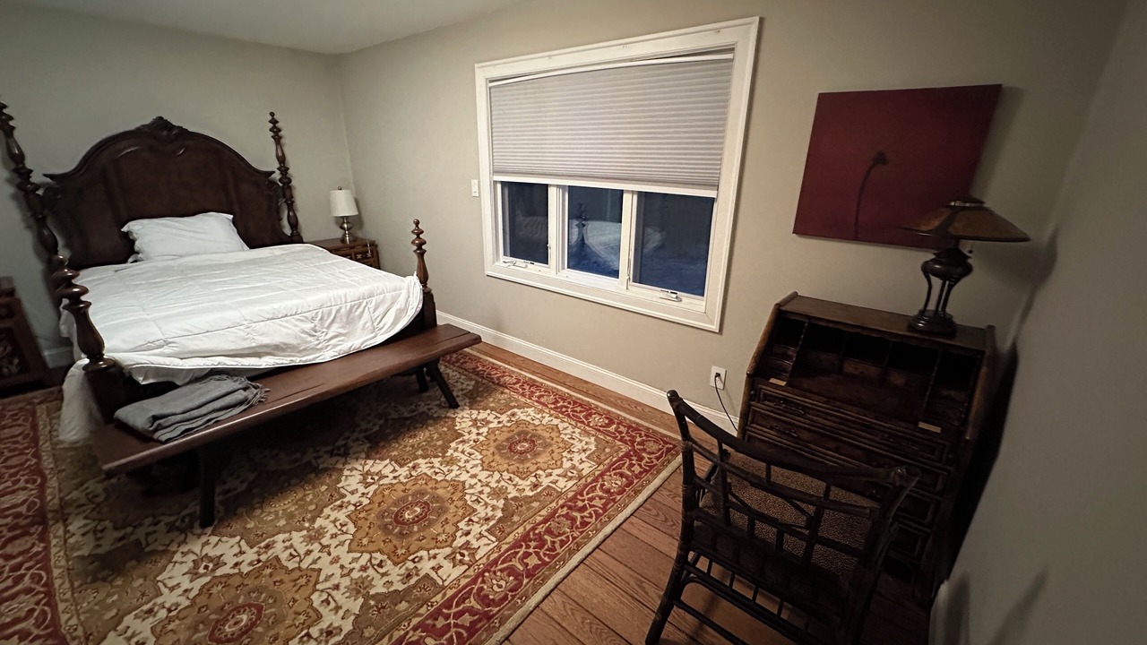 Photo of Bedroom in Newton