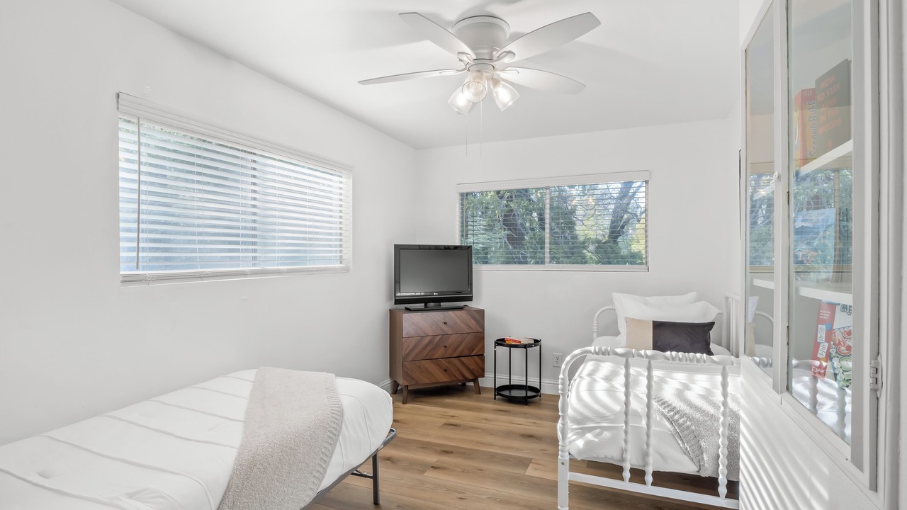 Photo of Bedroom in Oakhurst