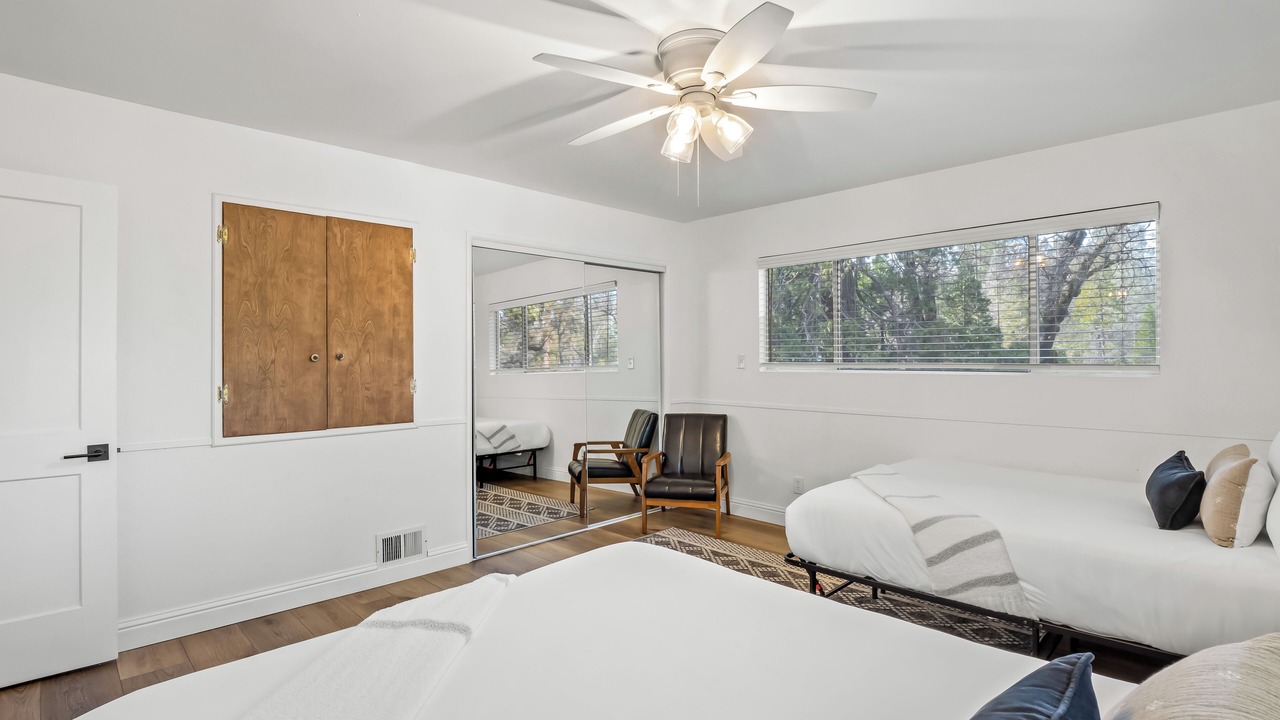 Photo of Bedroom in Oakhurst