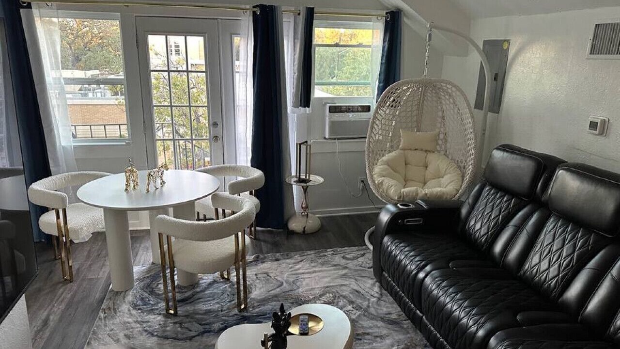 Photo of Livingroom in Hancock