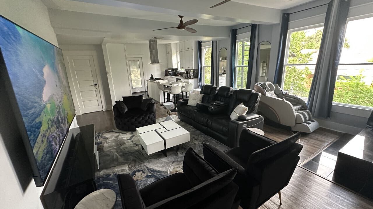 Photo of Livingroom in Hancock