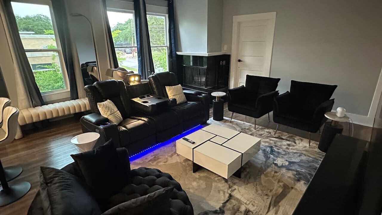 Photo of Livingroom in Hancock