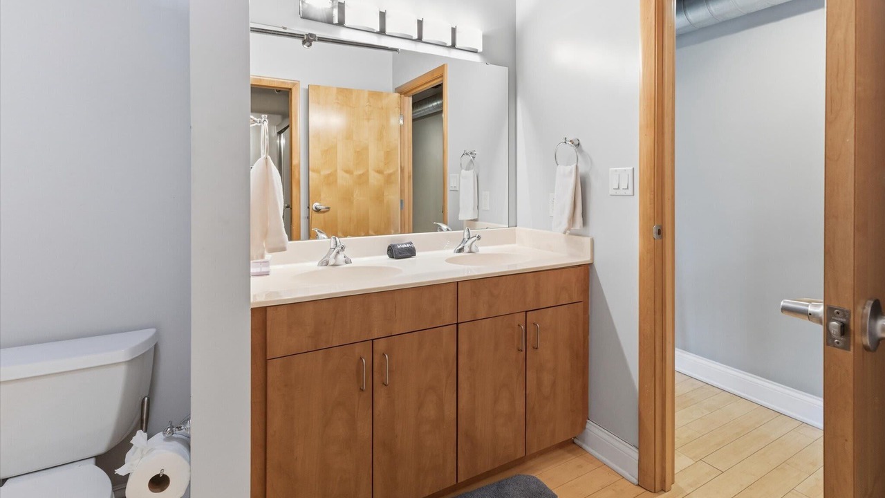 Photo of Bathroom in Wholesale District