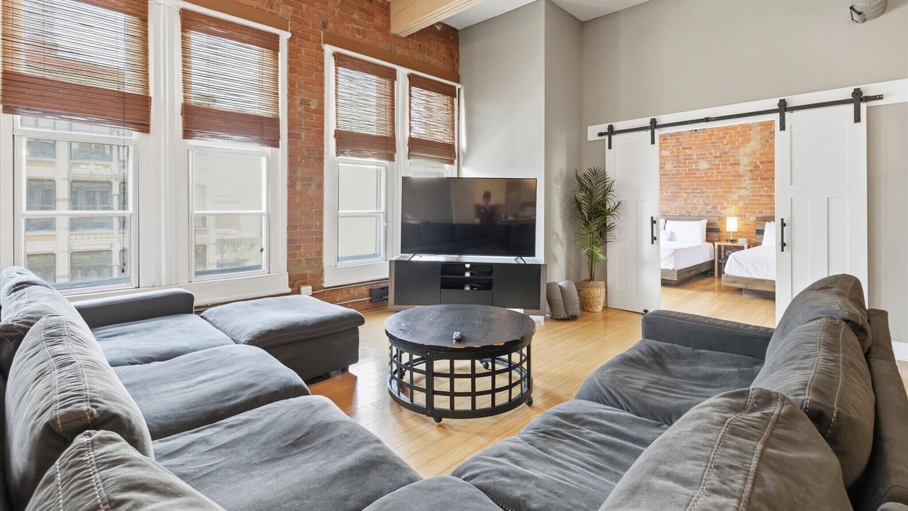 Photo of Bedroom in Wholesale District