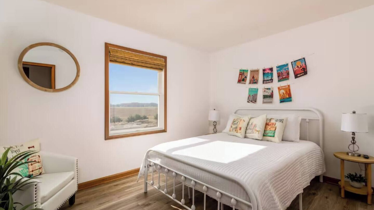 Photo of Bedroom in Homerville