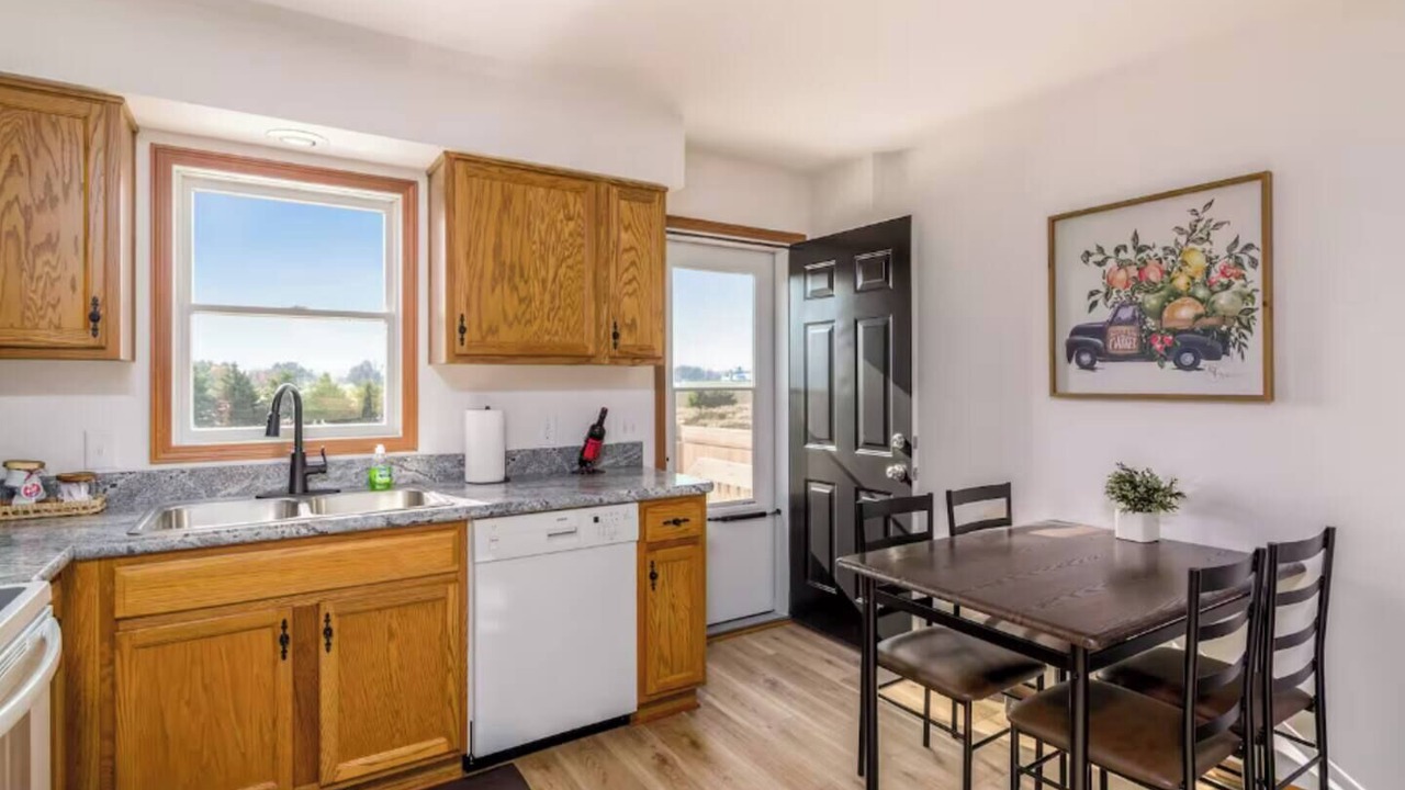 Photo of Kitchen in Homerville