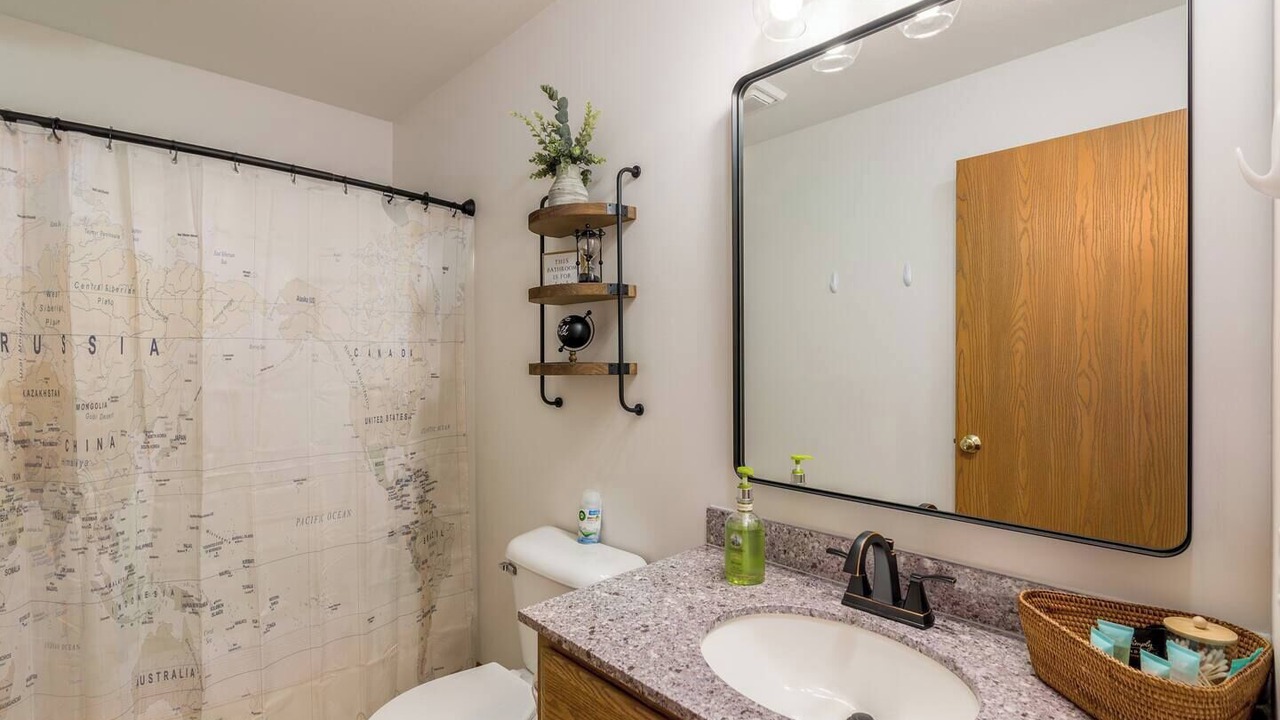 Photo of Bathroom in Homerville
